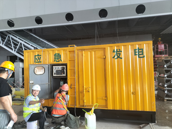 宕昌怎样判断空气滤清器是否需要更换？